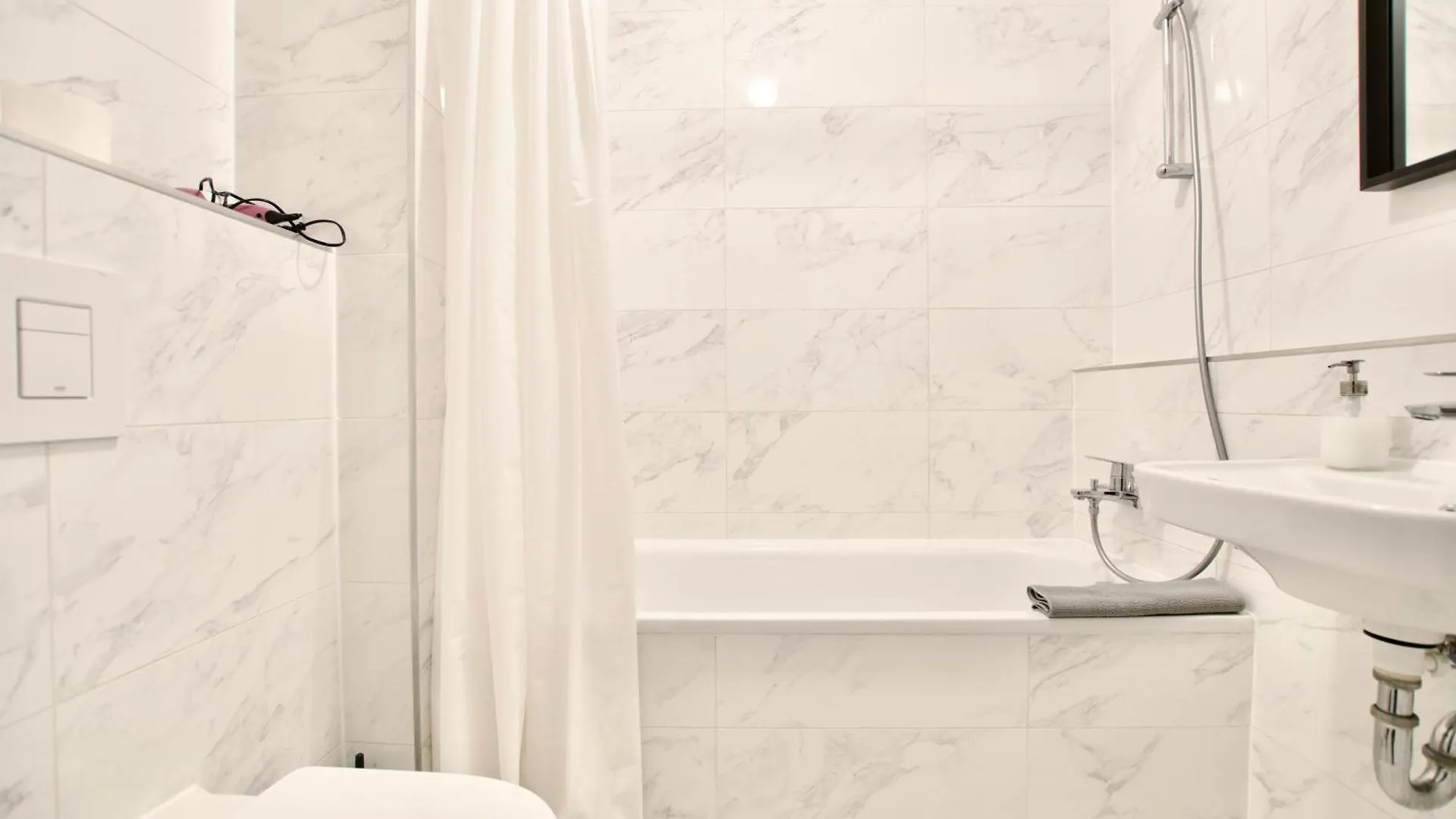 Premium Apartment By Hi5 - Studio - Jewish Quarter Budapest